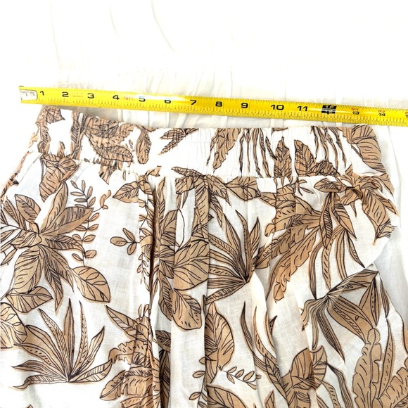 Floral Linen Wide-Leg Pant - Picture 6 of 6